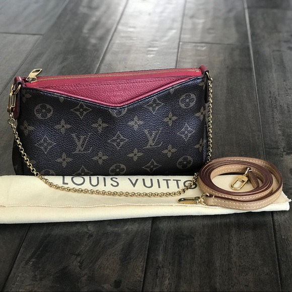 💯 Auth Louis Vuitton Pallas Clutch Cross body - Picture 1 of 8